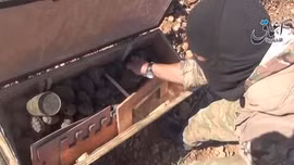 Video IS 'lượm' được vũ khí Mỹ ở Kobane