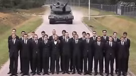 Dựng tóc gáy xem thử phanh... xe tăng