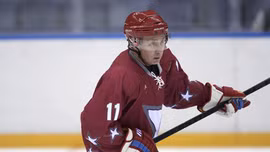 Ông Putin và Tổng thống Belarus đấu khúc côn cầu tại Sochi