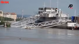 Hungary: Nước sông Danube dâng cao nhất 10 năm, tràn vào thủ đô Budapest