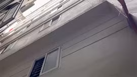 Thêm một chung cư mini vi phạm phòng cháy chữa cháy của chủ chung cư bị cháy