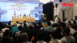 TP Hồ Chí Minh lắng nghe doanh nghiệp gỡ khó trong quản lý, sử dụng nhà chung cư