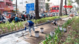 Vỉa hè ở TP Hồ Chí Minh 'khoác áo mới'