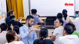  Lan tỏa yêu thương từ những lớp học ngoại ngữ miễn phí 