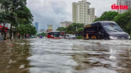 Tuần từ 13 - 19/10: Miền Bắc chưa dứt lũ đã đón không khí lạnh – Cả nước bước vào tuần mưa dông