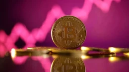 Bitcoin lập kỷ lục mới nhờ kỳ vọng Fed nới lỏng tiền tệ