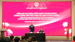Tổng Bí thư Tô Lâm gặp gỡ đại diện cộng đồng người Việt Nam tại Singapore