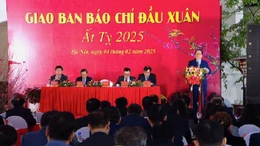 Giao ban báo chí đầu Xuân Ất Tỵ 2025