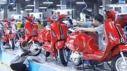 Tiêu điểm kinh tế tuần: Sôi động thị trường xe máy điện