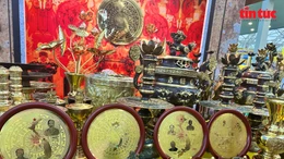 Bản hòa sắc văn hóa Hà Nội và sức sống làng nghề Việt