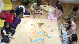 Học làm diều gió cùng nghệ nhân làng diều truyền thống Bá Dương Nội