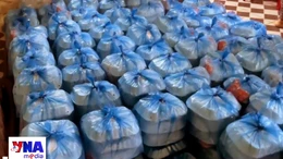 Những bếp lửa nghĩa tình trong mùa mưa lũ