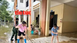 Bác sĩ ơi: Hướng dẫn người dân vùng lũ làm sạch nước, phòng dịch bệnh 