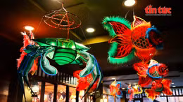 Không khí Trung thu xưa ngập tràn các quán cà phê tại TP Hồ Chí Minh