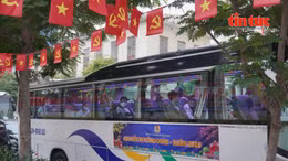 Ấm áp những chuyến xe nghĩa tình đưa công nhân về quê đón Tết