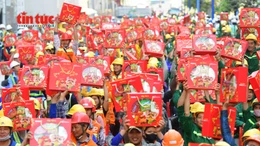 Tri ân người lao động trên công trường xây dựng dịp Tết Bính Ngọ