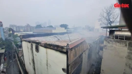 Người dân ‘thót tim’ kể lại vụ cháy nhà máy bia Hà Nội Habeco 