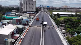 Cầu Nam Lý đang được đơn vị thi công đẩy nhanh tiến độ để sớm hoàn thành đưa vào phục vụ đi lại của người dân thành phố.