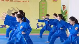 Vất vả tìm lớp bán trú hè cho trẻ