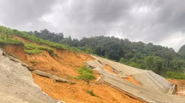 Thanh Hóa công bố tình huống khẩn cấp sạt lở nhiều nơi