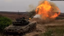 Xe tăng vẫn là phương tiện chiến đấu không thể thiếu. Ảnh: RFE/RL