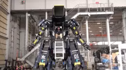 Nhật Bản chế tạo robot người lái khổng lồ