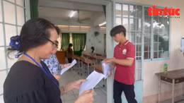 Thí sinh tự tin bước vào bài thi môn tổ hợp kỳ thi tốt nghiệp THPT 2024