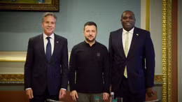 Ngoại trưởng Mỹ rời Ukraine mà không có đột phá nào về tấn công tầm xa vào lãnh thổ Nga