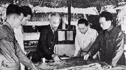 Giáo sư Nga nhận định về Ý nghĩa của chiến thắng Điện Biên Phủ