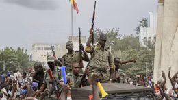 Phiến quân Mali tuyên bố đóng cửa biên giới