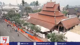Nghi lễ Tắt Bạt tại cố đô Luang Prabang Lào