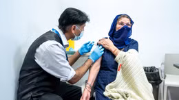 Siêu thị ở Anh cung cấp vaccine COVID-19