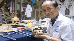 Người giải mã những bộ xương người cổ