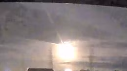 'Quả cầu lửa' sáng chói xuất hiện trên bầu trời Nhật Bản