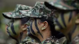 Những bóng hồng đầu tiên trong quân đội Colombia sau 1/4 thế kỷ