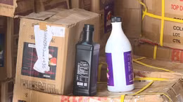 Thu giữ gần 10 tấn nguyên liệu trà sữa không nguồn gốc