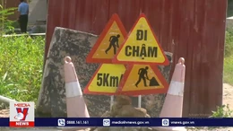 Người dân hiến đất làm đường, gần 1 năm đường chưa làm xong