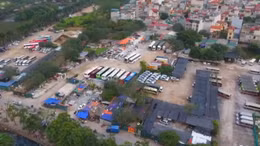 Hà Nội tiếp tục cho trông xe dưới gầm cầu