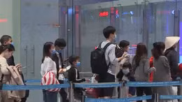 Từ chối bay đối với nhóm du khách nước ngoài chưa cách ly đủ 14 ngày