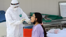 Hà Nội: Yêu cầu người dân nghiêm túc tự cách ly và xét nghiệm PCR