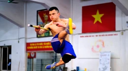 Xem các võ sĩ wushu khổ luyện trước thềm SEA Games 31