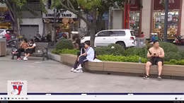 Người Việt chi 500 tỷ đồng mua điện thoại qua sàn thương mại điện tử