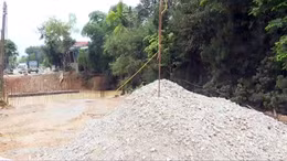 Gặp vướng mắc, nhiều dự án đầu tư công bị chậm tiến độ