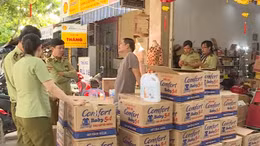 Quản lý thị trường Đà Nẵng tạm giữ lô hàng nghi nhập lậu