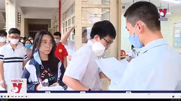 Nên hay không thi môn thứ 4 vào lớp 10?