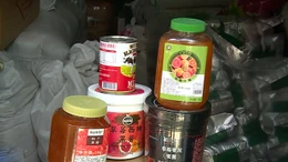 Bắt giữ số lượng lớn nguyên liệu trà chanh, trà sữa nhập lậu