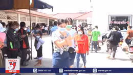 13 người Việt tại Lào mắc COVID-19