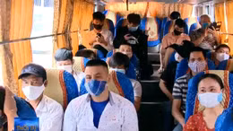 Bất chấp lệnh cấm, nhiều nhà xe vẫn 'vô tư' chở khách quá số người quy định