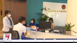 Khẩn trương rà soát các văn bản yêu cầu nộp Sổ hộ khẩu