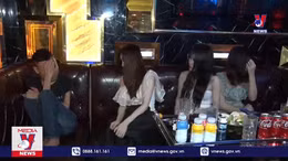 Khởi tố 10 đối tượng mua bán, tổ chức sử dụng trái phép ma túy tại quán Karaoke